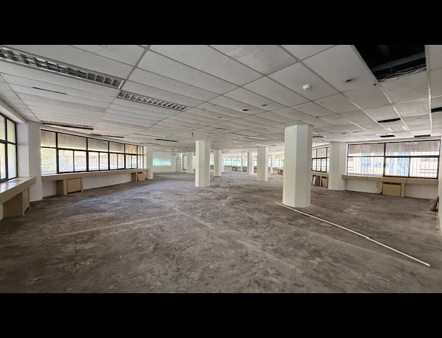 1,439M² OFFICE TO LET IN DURBAN CENTRAL